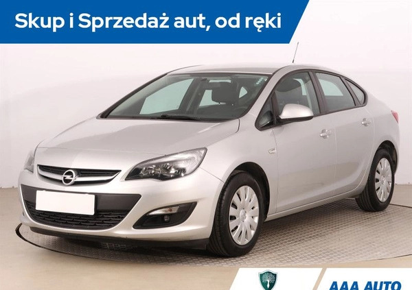 Opel Astra cena 45000 przebieg: 62427, rok produkcji 2019 z Blachownia małe 232